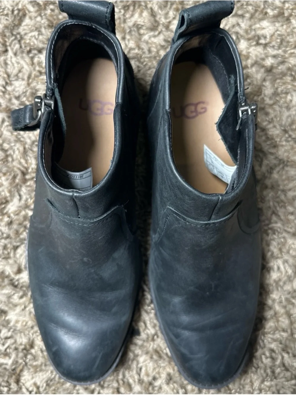 UGG Women's Black Leather Ankle Booties with Side Zip Detail Size 5.5